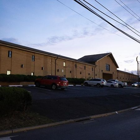 Knights Inn South Amboy Exterior photo